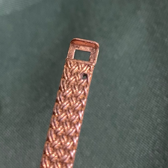 Ladies GRUEN Precision Gold GENUINE REAL Diamond Bezel Quartz Wristwatch Vintage - Picture 6 of 8